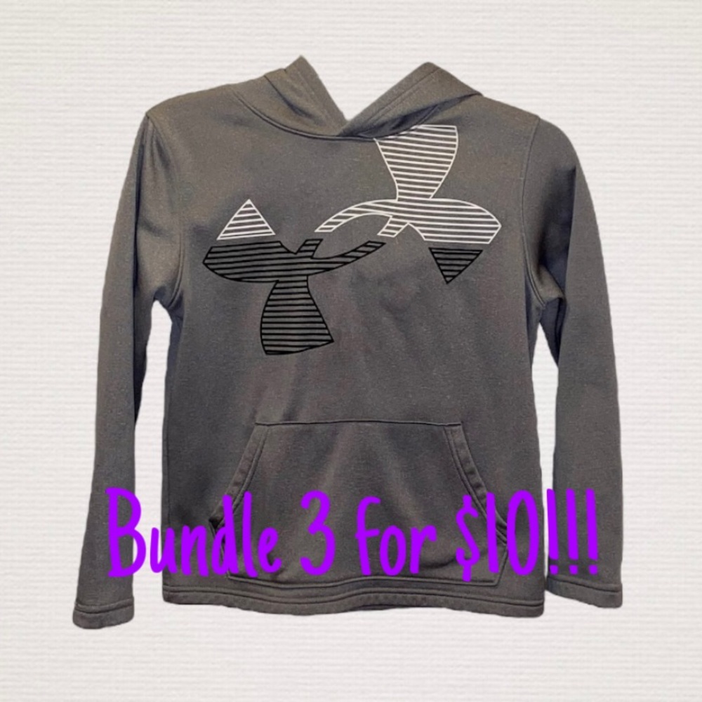 Boys medium gray Under Armour hoodie, GUC